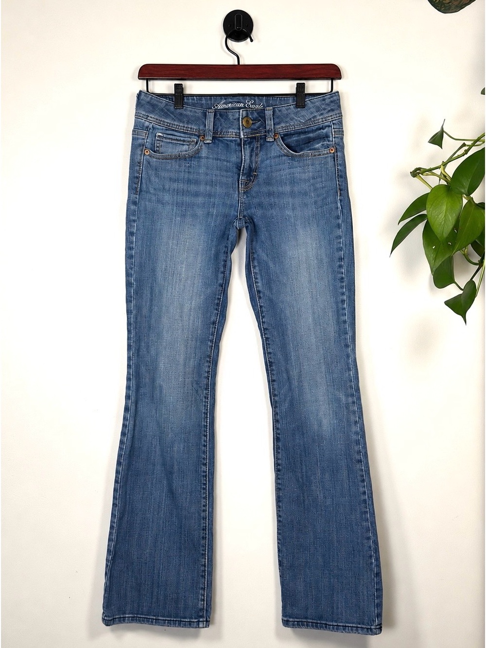 American Eagle Original Boot Stretch Bootcut Jeans Medium Wash Size 4 Y2K